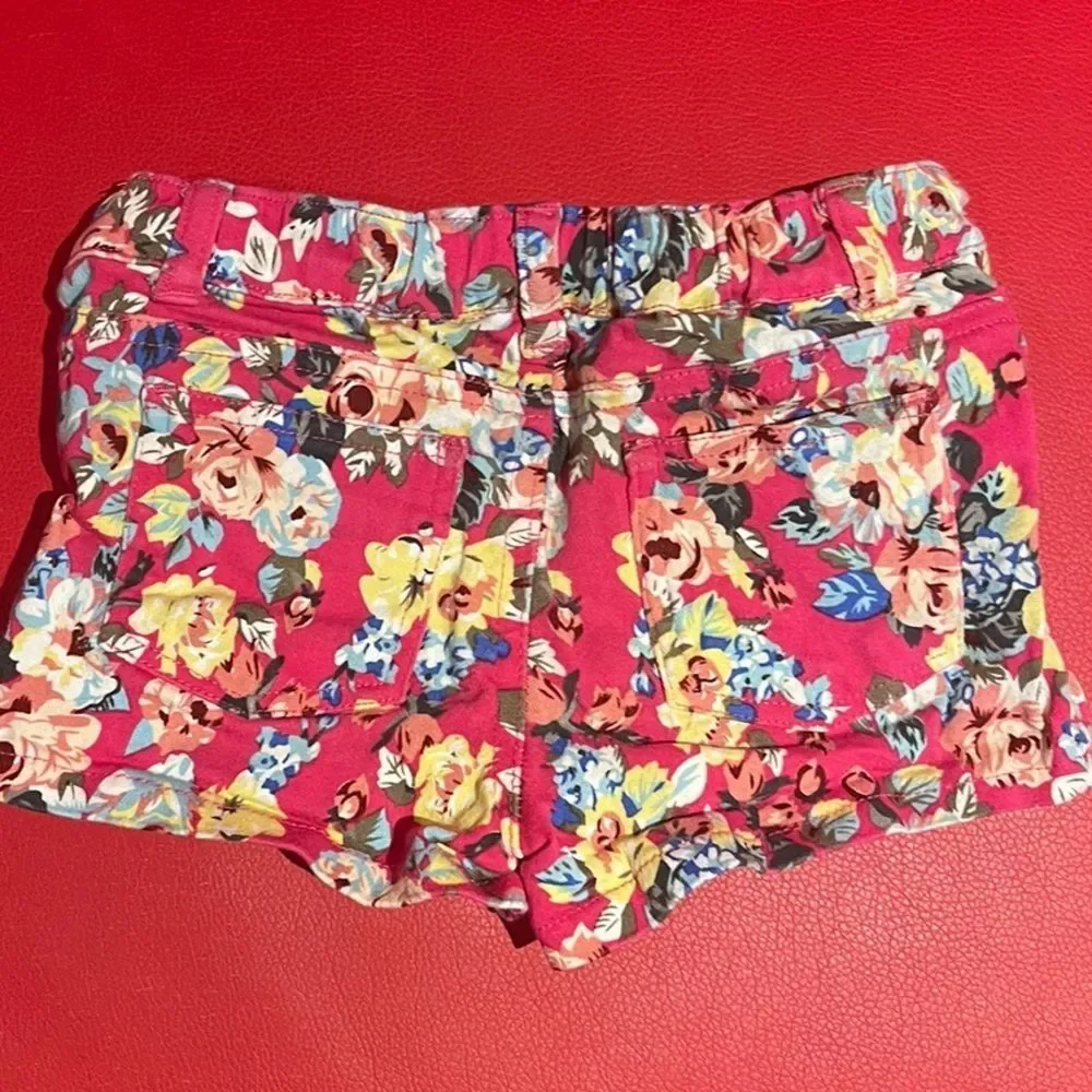 Kids shorts - Picture 2 of 7